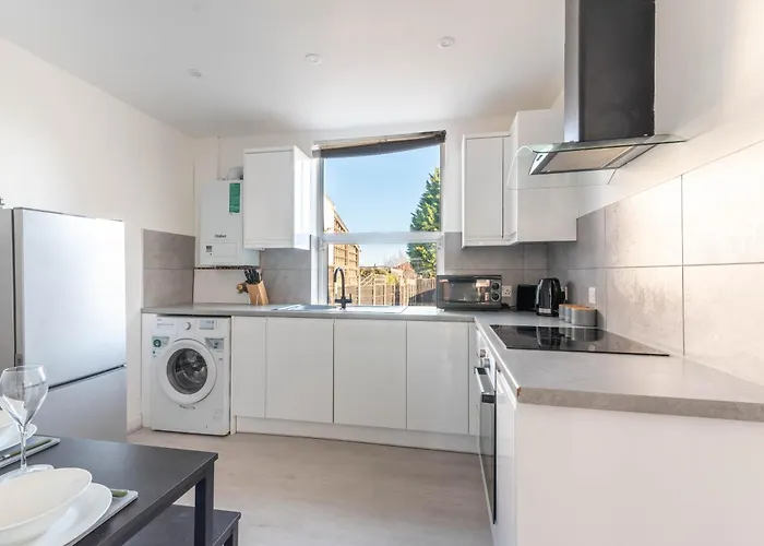 Vakantiehuis Ivy House - 3 Bedroom House - Contractor *