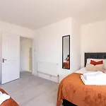 Ivy House - 3 Bedroom House - Contractor Tatil Evi *