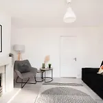 Ivy House - 3 Bedroom House - Contractor * Bristol