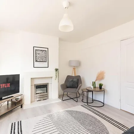 Ivy House - 3 Bedroom House - Contractor Holiday home Bristol