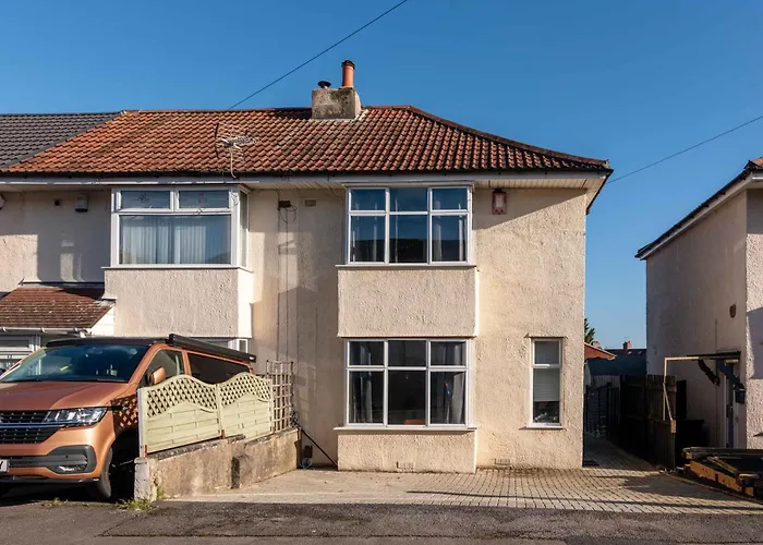 Ivy House - 3 Bedroom House - Contractor * Bristol