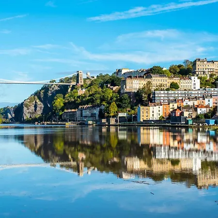 Ivy House - 3 Bedroom House - Contractor Сasa de vacaciones *