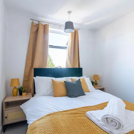 Ivy House - 3 Bedroom House - Contractor Бристоль