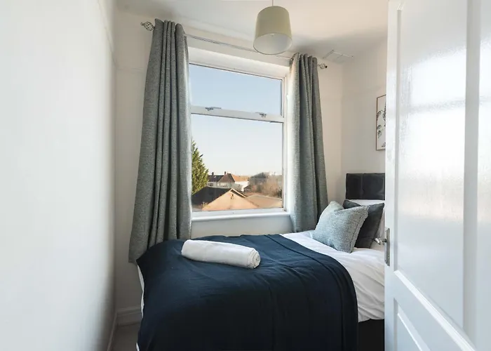 Ivy House - 3 Bedroom House - Contractor * Бристоль